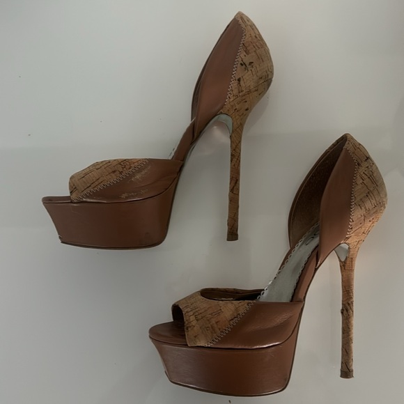 bebe Natural Beige Leather Cork 6” Platform Statement High Heels Silver Sole - Picture 2 of 8